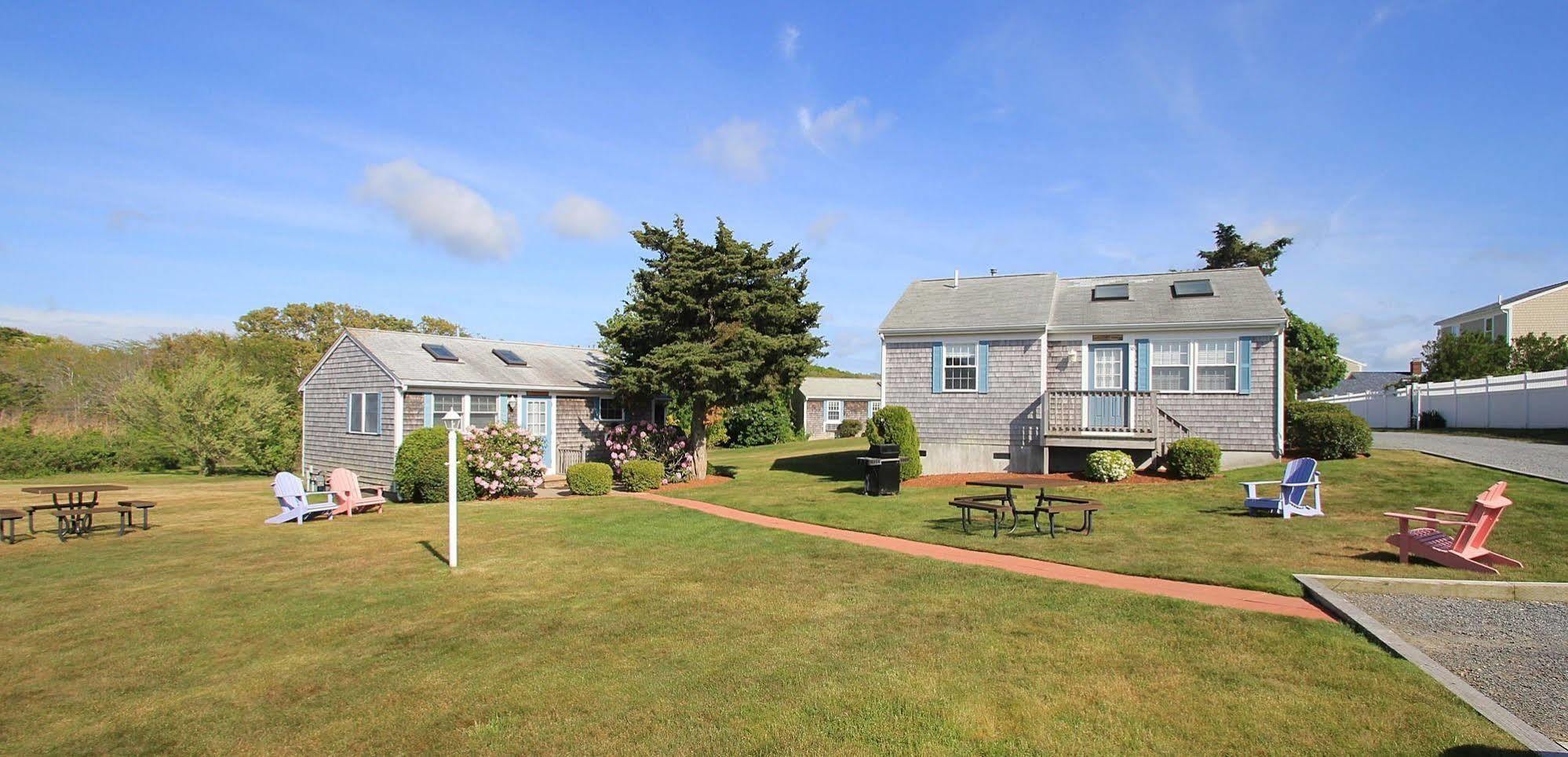 Colonial Acres Resort West Yarmouth Exterior photo